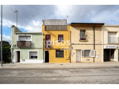 Casa pareada en venta en Corró D´Avall