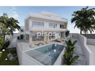 Chalet en venta en Villas de Lujo de Obra Nueva en Campoamor