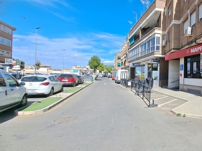 Piso y garaje en venta en Avenida Dr Artero Guirao, 1º, 30740, San Pedro Del Pinatar (Murcia)