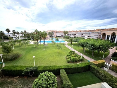 Se vende piso 3º en residencial de lujo, junto a la playa del Pinar de Castellón.