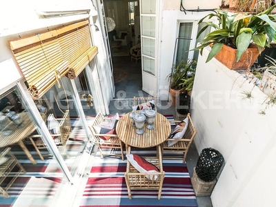 Alquiler apartamento piso con terraza privada en el gótico en Barcelona