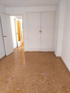 Alquiler piso en carrer higini angles piso 4 hab y 2 baños, centrico en Tarragona