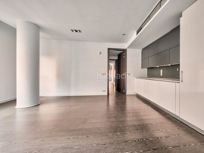 Alquiler piso en pso. castellana 157 piso con 2 habitaciones con ascensor, piscina y aire acondicionado en Madrid
