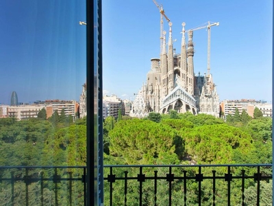 Alquiler piso espléndido de temporada de 1 a 11 meses en Dreta de l´Eixample en Barcelona