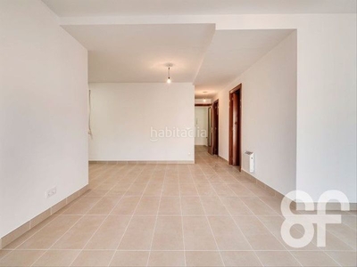 Alquiler piso maravilloso piso en alquiler en carrer rosselló, sagrada familia. en Barcelona