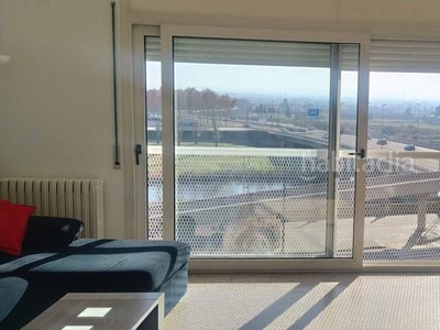 Alquiler piso vivienda de lujo con excelentes vistas al rio segre en Lleida