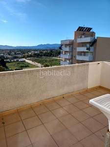 Apartamento atico-3 terrazas-piscina-jardin-garaje cerrado en Piles
