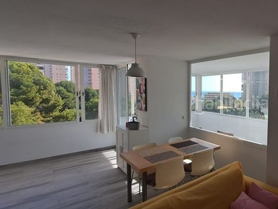 Apartamento en avenida de benyamina apartamento con 2 habitaciones amueblado con ascensor, calefacción, aire acondicionado, vistas al mar y vistas a la montaña en Torremolinos