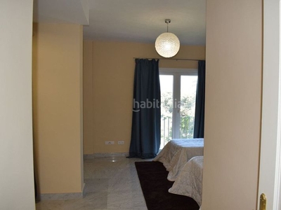 Apartamento en venta 4 habitaciones 4 baños. en Torremolinos