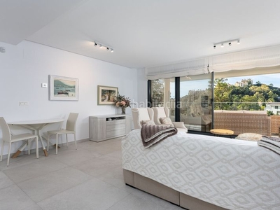 Apartamento nuevo con vistas espectaculares en La Quinta, benahavis en Benahavís