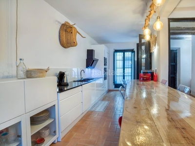 Casa en carrer creu casa de pueblo con mucho encanto. en Sant Feliu de Guíxols