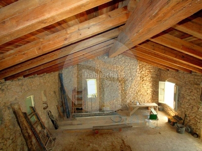 Casa magnifica finca rústica con gran masía de piedra del 1.851 en Tortosa
