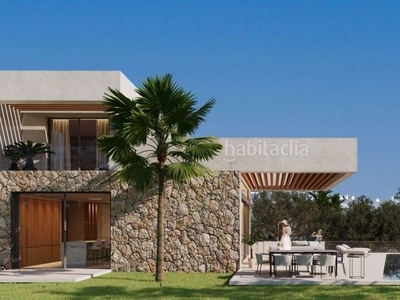 Chalet con 5 habitaciones con parking, piscina, calefacción y aire acondicionado en Fuengirola