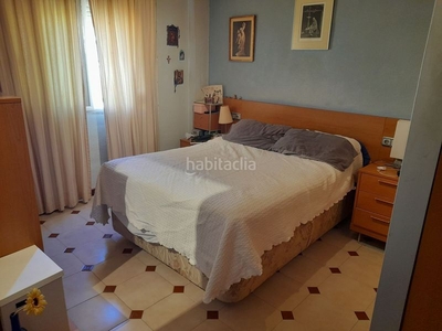 Piso casa en venta 3 habitaciones 1 baños. en Suárez Málaga