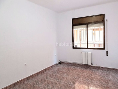 Piso de 4 habitaciones refromado en La Salut Badalona