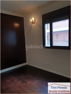 Piso en calle goles 36 piso con 2 habitaciones con ascensor y aire acondicionado en Sevilla