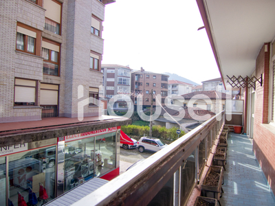 Piso en venta de 98 m² Plaza Constitución, 39400 Corrales de Buelna (Los) (Cantabria)