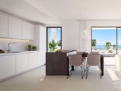 Planta baja espectacular apartamento de 3 dormitorios con vistas al mar en la cala (obra comenzada) en Mijas