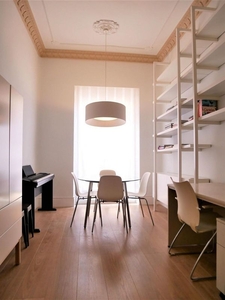 Alquiler de piso en calle José García Martínez de 2 habitaciones con muebles y aire acondicionado