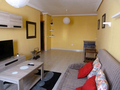 Alquiler de piso en Granadilla de Abona ciudad de 2 habitaciones con garaje y muebles