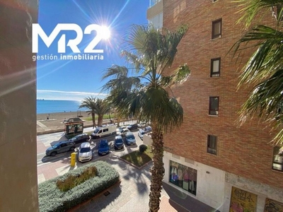 Alquiler de piso en paseo Marítimo Ciudad de Melilla de 2 habitaciones con garaje y muebles