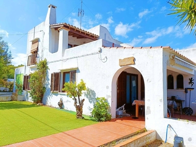 Casa en venta en Santa Eulalia / Santa Eularia, Ibiza