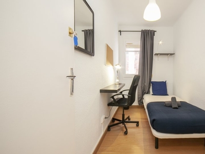 Acogedora habitación en alquiler en L'Hospitalet de Llobregat, Barcelona