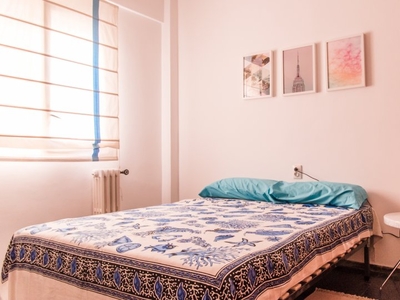 Acogedora habitación en piso de 4 dormitorios en Eixample, Valencia