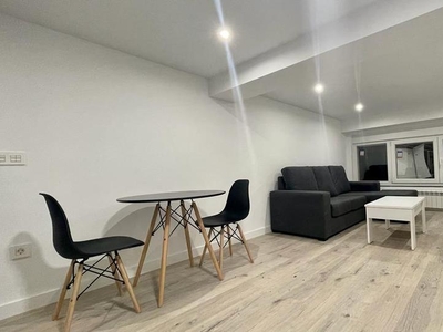 Apartamento de alquiler en Calle Núñez de Balboa, Garrido Sur