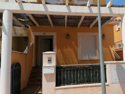Casa adosada en venta en Poeta Luis Cernuda, 38, Vera Ciudad