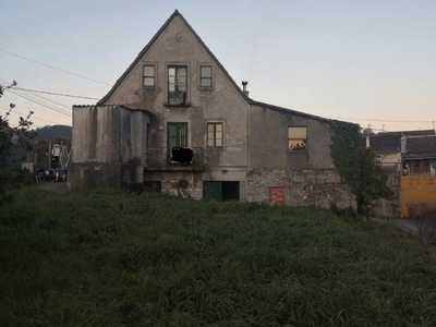 Casa adosada en venta en Ponteareas