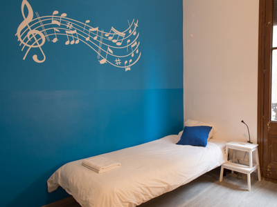 Compartir un apartamento de 10 dormitorios en Barri Gòtic, Barcelona