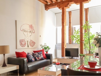 Elegante apartamento de 2 dormitorios en alquiler en Centro, Madrid