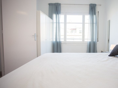 Habitación en apartamento de 4 dormitorios en el Eixample Esquerra, Barcelona