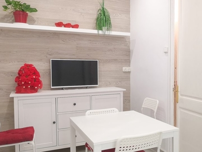 Piso de 3 habitaciones en alquiler en L'Hospitalet De Llobregat