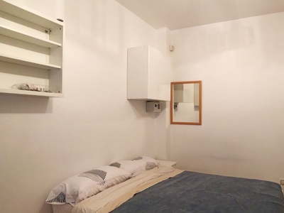Se alquila habitación en apartamento de 12 habitaciones en Cuzco