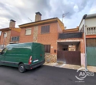 Casa en El Garrigal, Santa Olalla