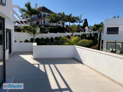 Duplex de alquiler en Lomas de Marbella Club - Puente Romano