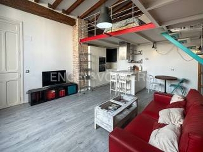 Piso de dos habitaciones 70 m², El Carme, València