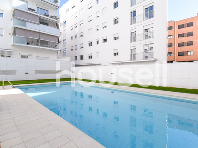 Venta de piso con piscina en Centre-Covadonga (Sabadell)