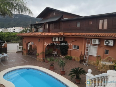 Villa en venta en Corbera