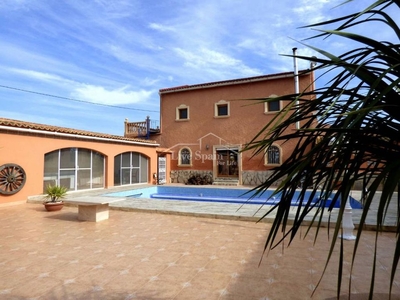 Catral casa de campo en venta