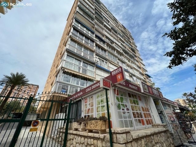 ESTUDIO EN BENIDORM 1º LINEA DE PLAYA CON PARKING. MILPISOS