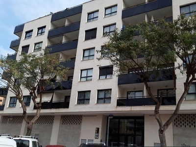 OPORTUNIDAD DE INVERSION: Apartamento en AVDA. JUAN CHABÁS de DENIA Venta Saladar