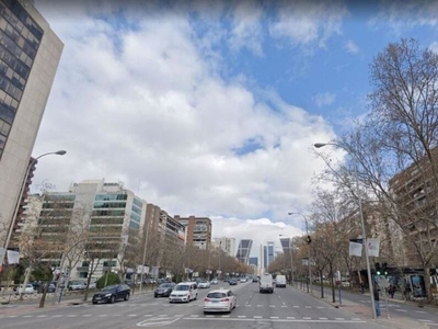 VIVIENDA EN PASEO CASTELLANA DE 245 M2 CON 4 DORMITORIOS Y 2 SALONES