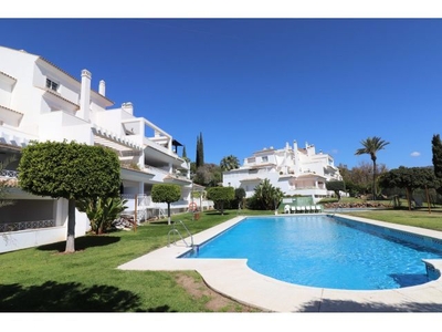 Apartamento para alquiler de larga temporada a solo 1 km de la playa en Marbella