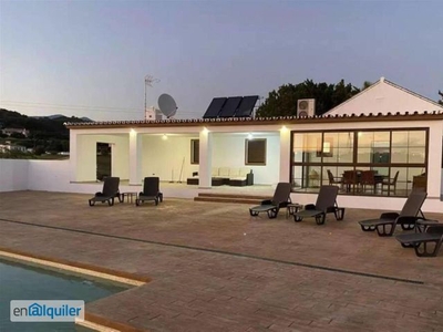 Alquiler casa amueblada Punta plata