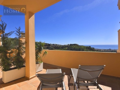 Ático en av. europa bajada de precio impresionante ático en venta en Calahonda con increíbles vistas al mar y la montaña. en Mijas