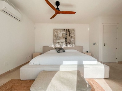 Casa 6 dormitorios villa nueva andalucía 52482 en Marbella