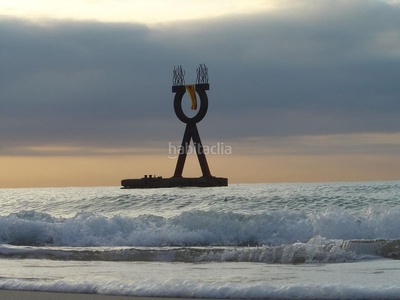 Casa adosada vive cerca del mar en esta casa adosada fantástica en playa canyadell en Torredembarra